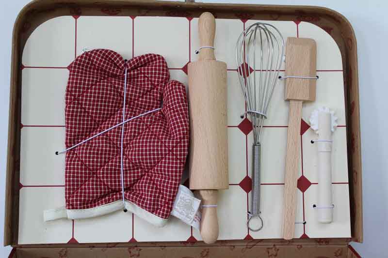 Moulin Roty Baking Set in Suitcase - Sugarcup Trading
