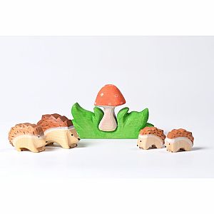 Hedgehog Family w/ Mushroom and Grass Set